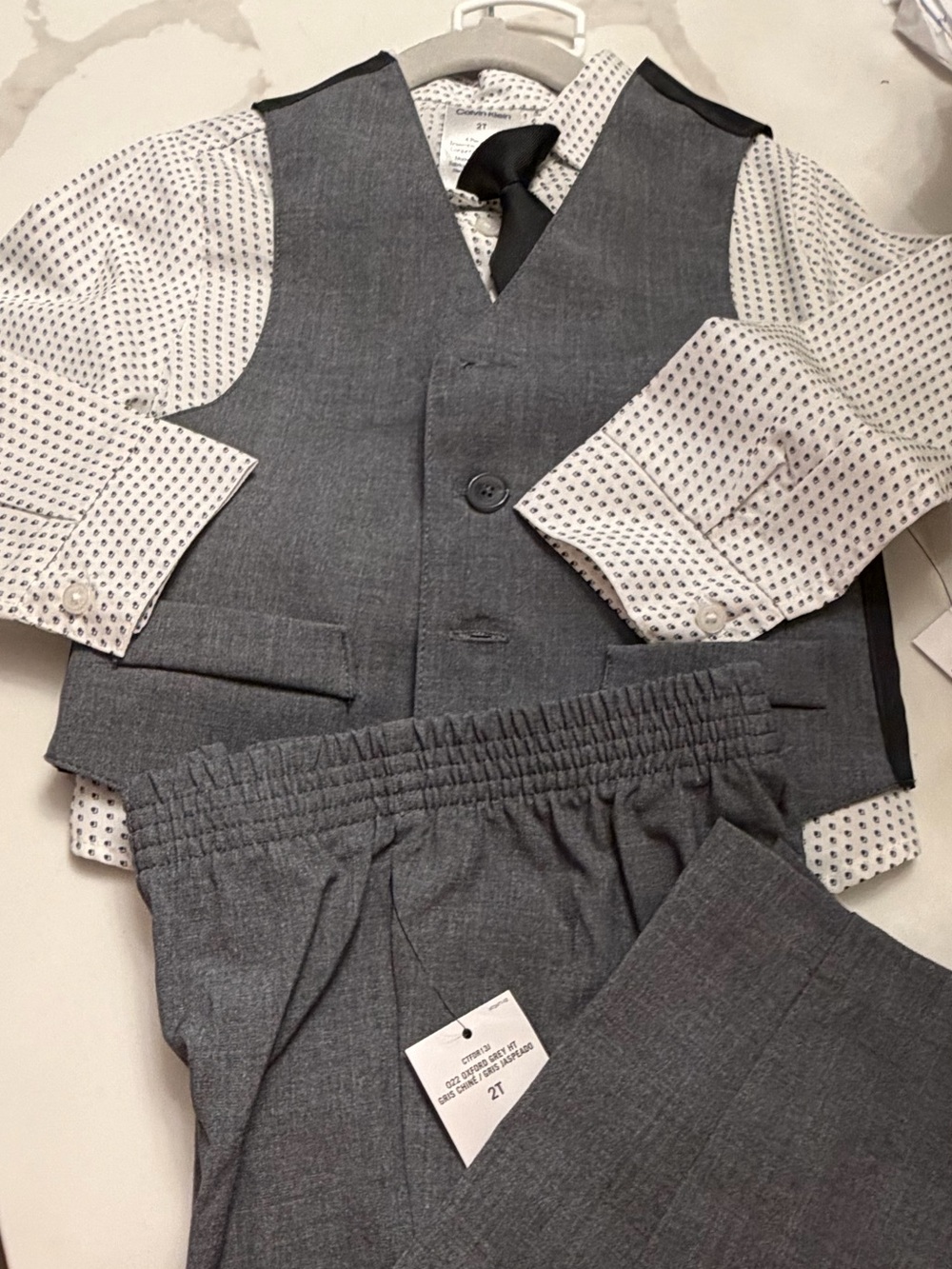 Calvin Klein 4-Piece Dress Suit Set – 2T – NWT